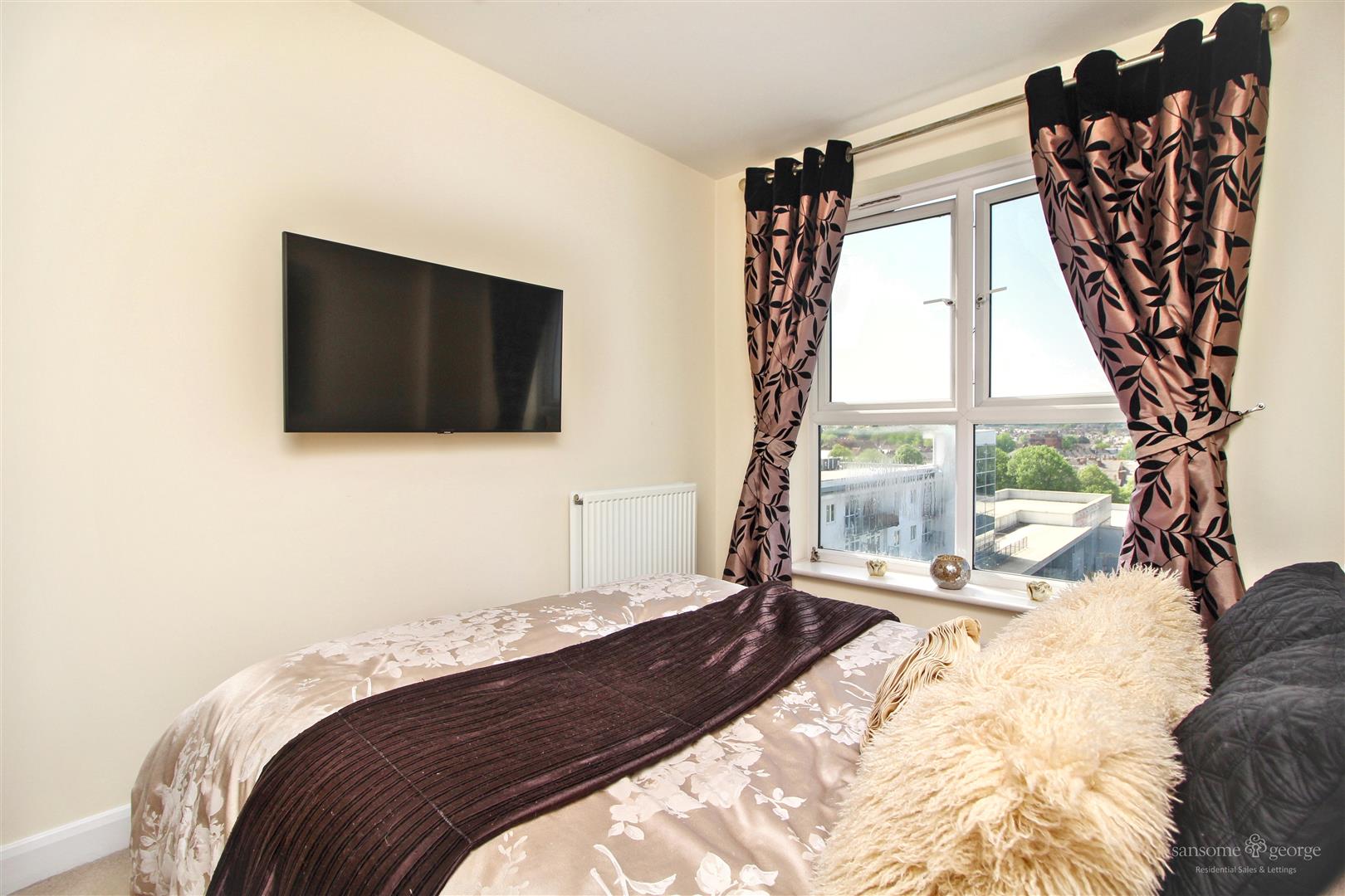 Moulsford Mews, Reading